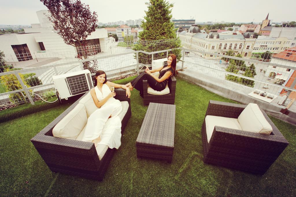 City Hotel Nitra With Free Parking Exteriör bild