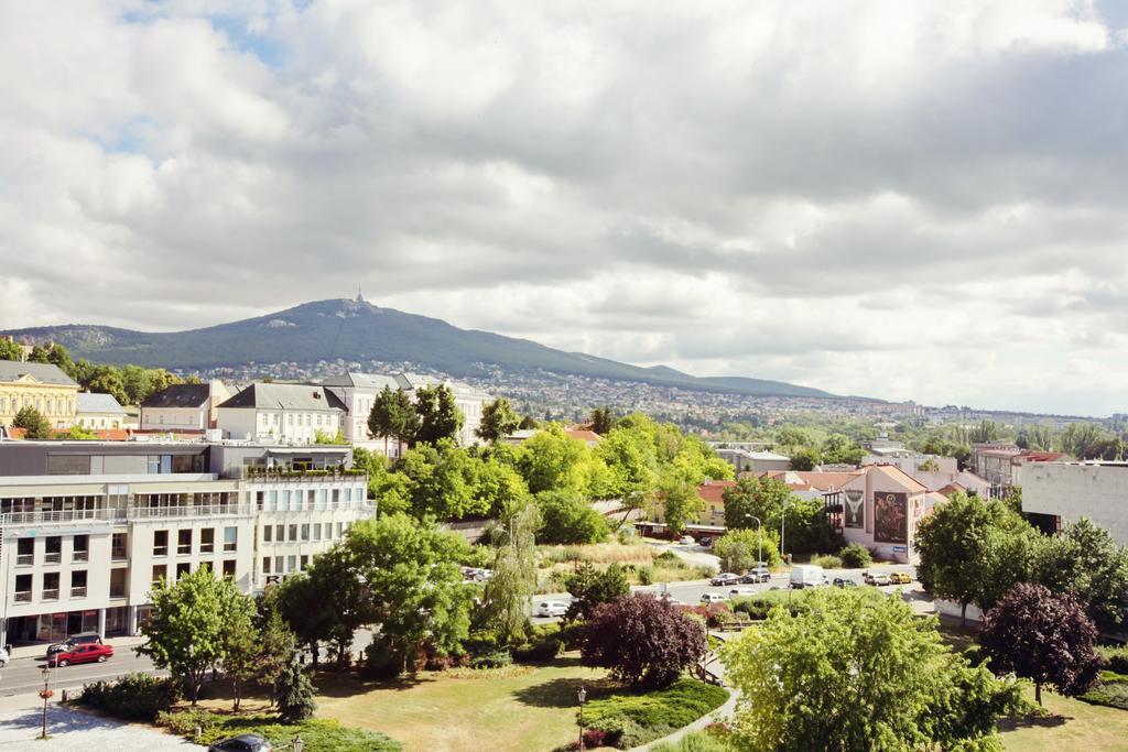 City Hotel Nitra With Free Parking Exteriör bild