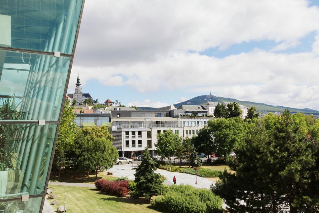 City Hotel Nitra With Free Parking Exteriör bild